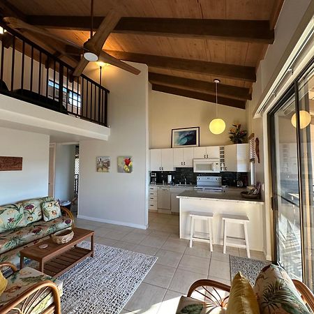 Апартаменты Oceanfront Penthouse With Loft Каилуа-Кона Экстерьер фото